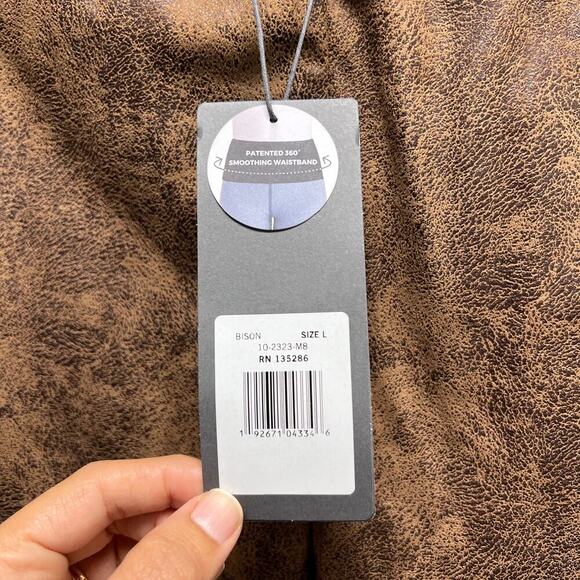 Lysse Trent Ponte Knit Leggings Faux‎ Embossed Suede - Picture 8 of 10